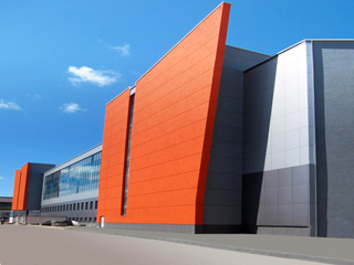 Здание, облицованное композитными панелями (вентилируемые фасады